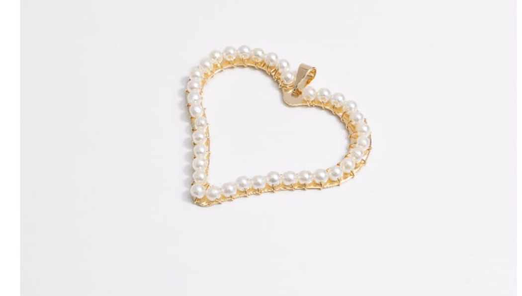 White Pearl Heart Necklace