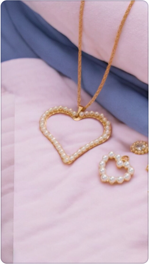 White Pearl Heart Necklace