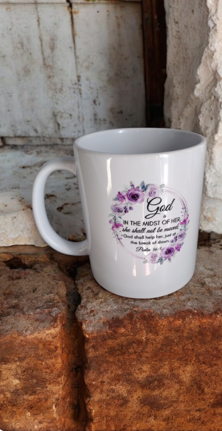Coffee mug with a Bible quote and flower details π