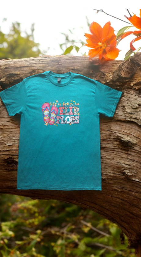 "Life is better in flip flops" short-sleeved T-shirt