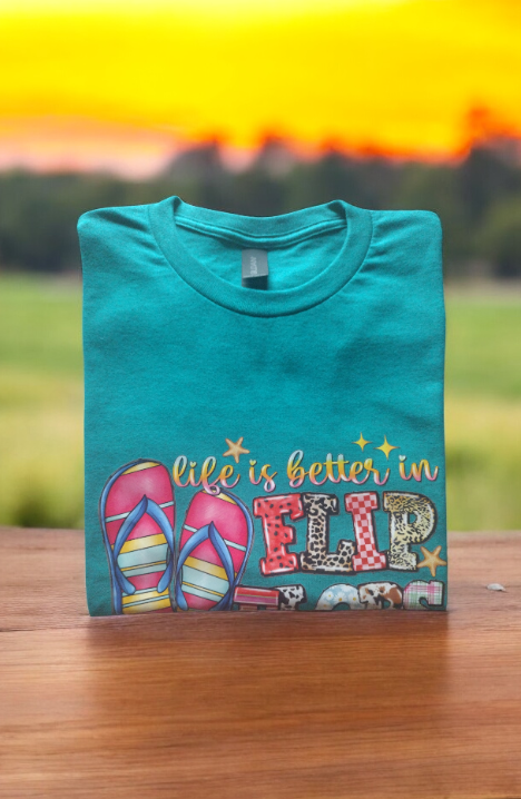 "Life is better in flip flops" short-sleeved T-shirt