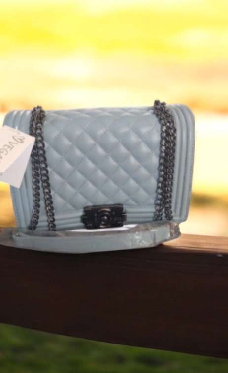 Bolso cruzado Azul acolchado de cuero vegano