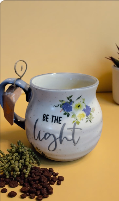 Tazas floral con frases biblica "Be the light"