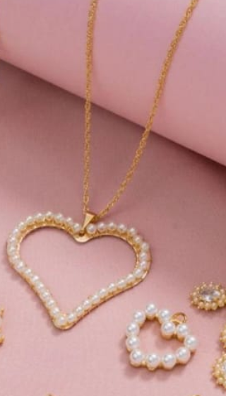 White Pearl Heart Necklace