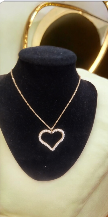 White Pearl Heart Necklace