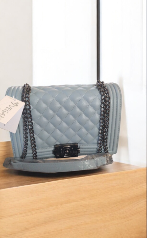 Bolso cruzado  Azul acolchado  de cuero vegano