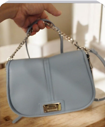 Bolso mediano  Steve Madden color azul  claro