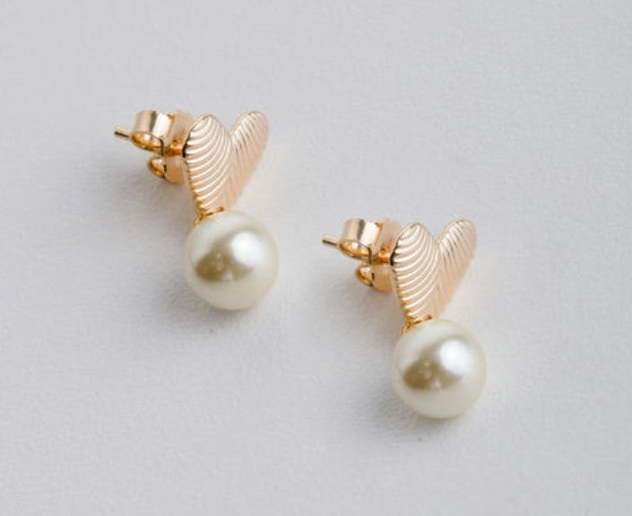Gold Heart Earrings with Pearls