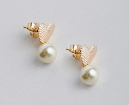 Gold Heart Earrings with Pearls